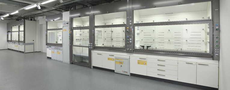 Laboratory Fume cupboard